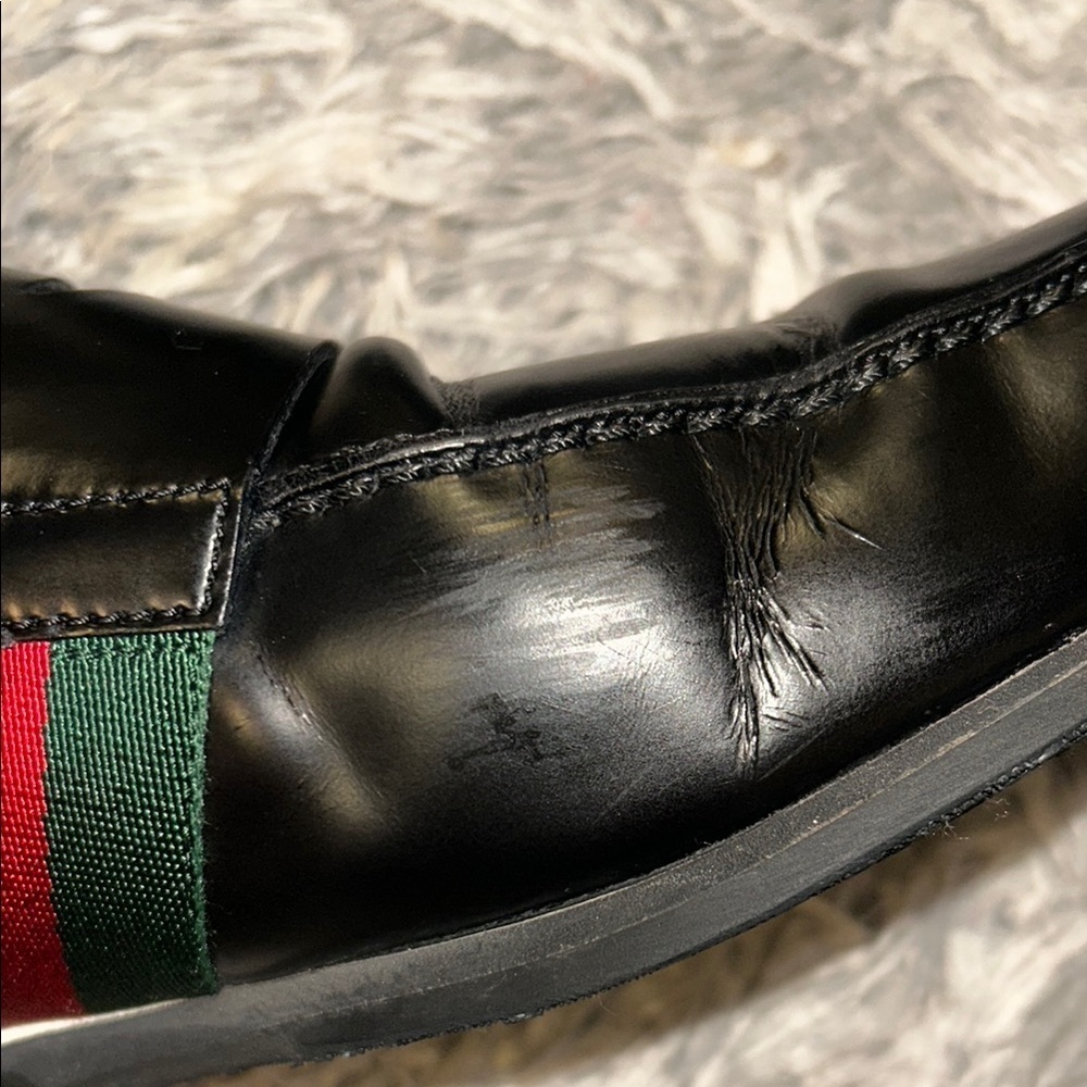 GUCCI Black and Red Loafers Slip-Ons - Picture 8 of 14